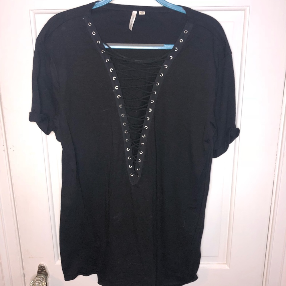 Lace up black top